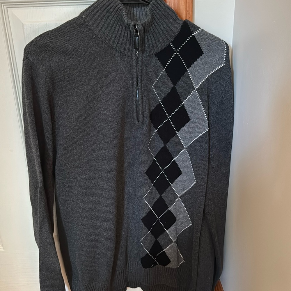 Men’s cotton, 1/4 zip sweater, size medium
